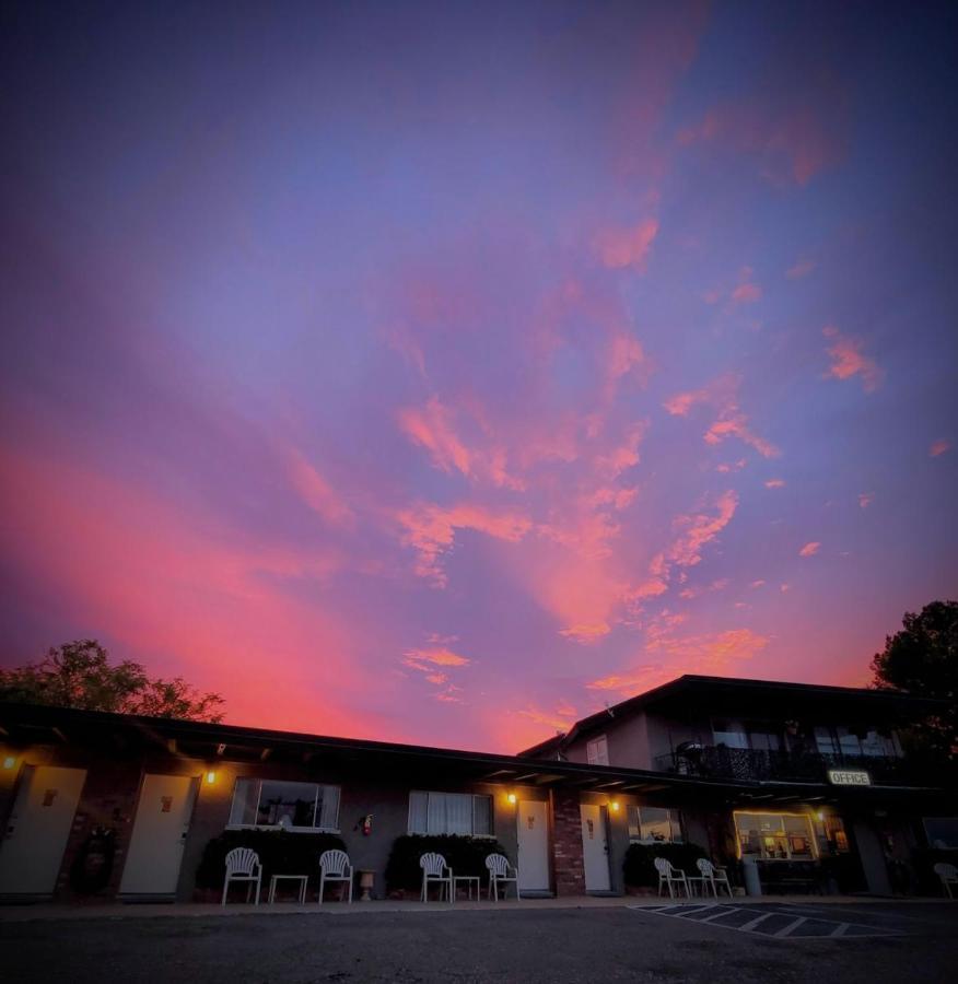 The View Motel Cottonwood Luaran gambar