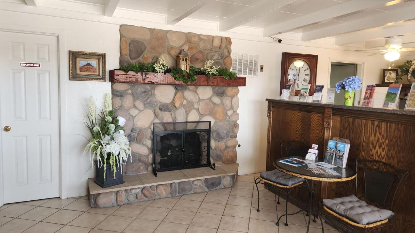 The View Motel Cottonwood Luaran gambar