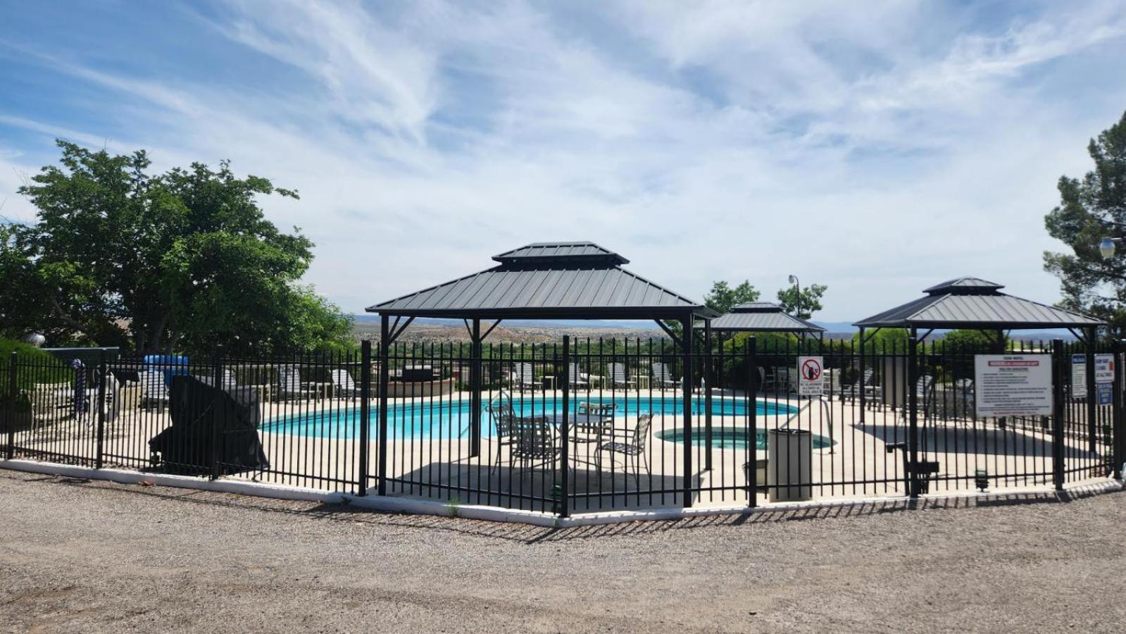 The View Motel Cottonwood Luaran gambar